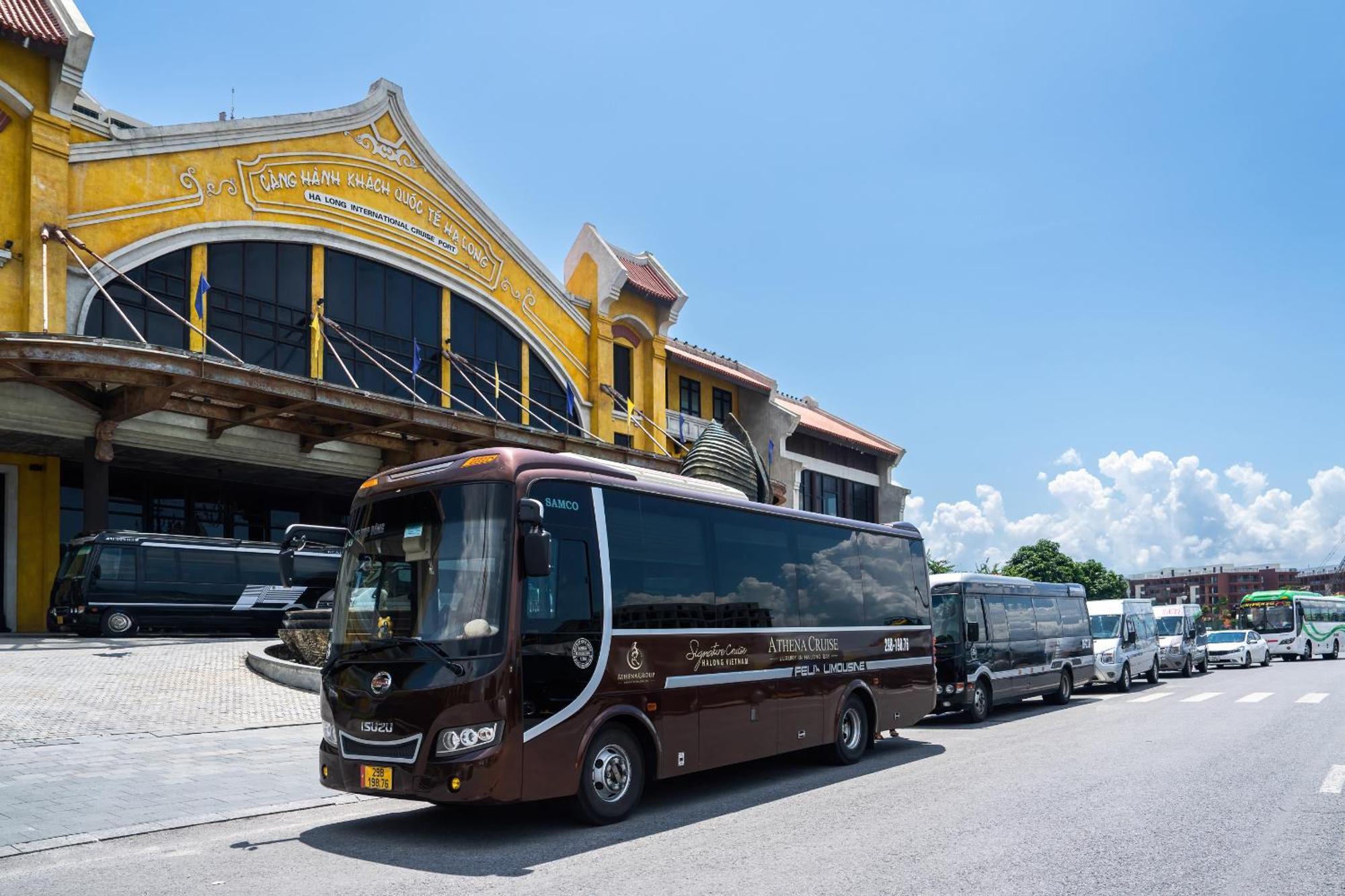Hotel Athena Royal Cruise - Luxury In Halong Bay Ha Long Exterior foto