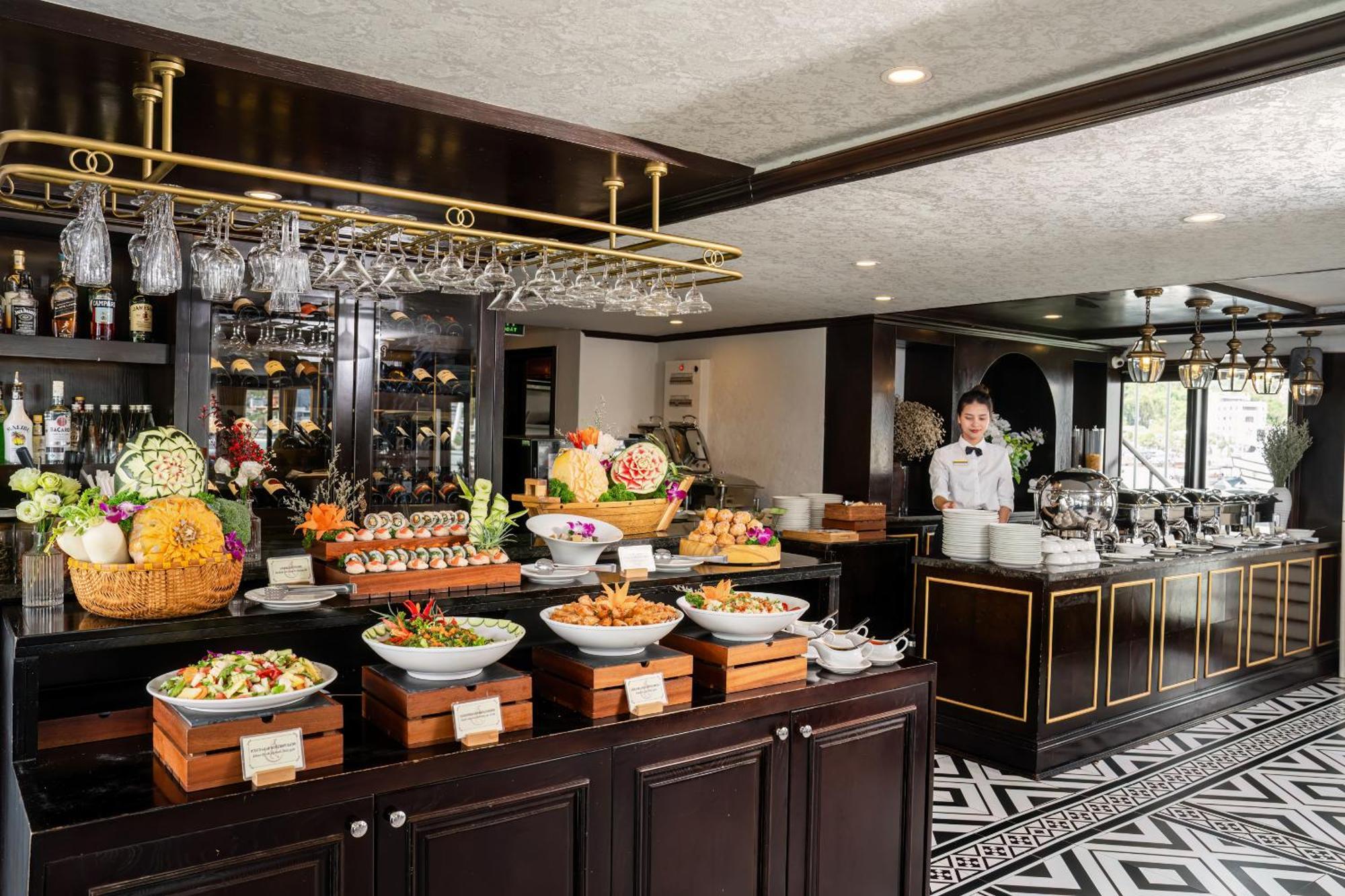 Hotel Athena Royal Cruise - Luxury In Halong Bay Ha Long Exterior foto