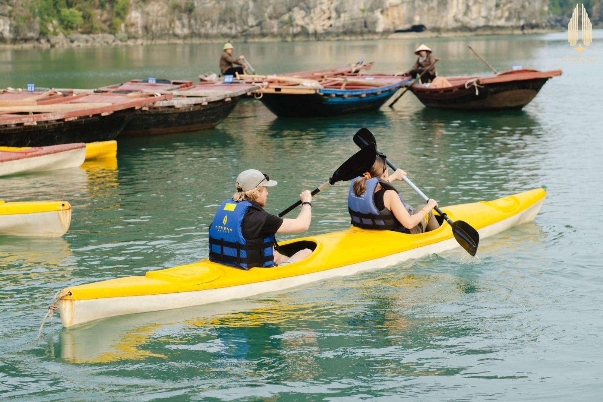Hotel Athena Royal Cruise - Luxury In Halong Bay Ha Long Exterior foto